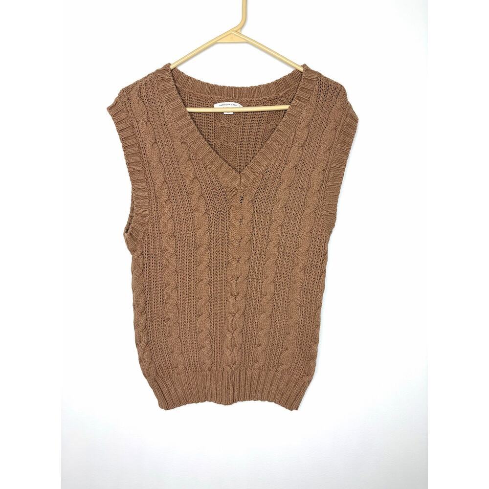 American Eagle Outfitters Cable knit sweater vest Sz S Brown Oversized Academia
